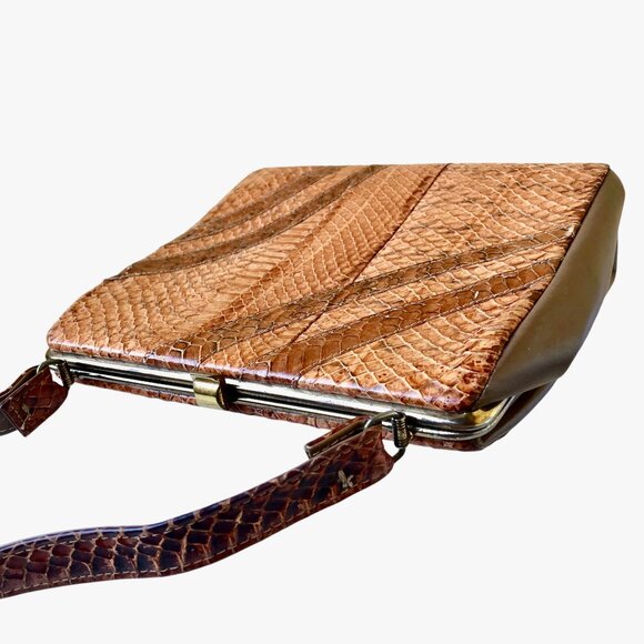 Vintage Snakeskin Handbag Structured Top Handle Clasp Purse Pocketbook - Picture 11 of 13